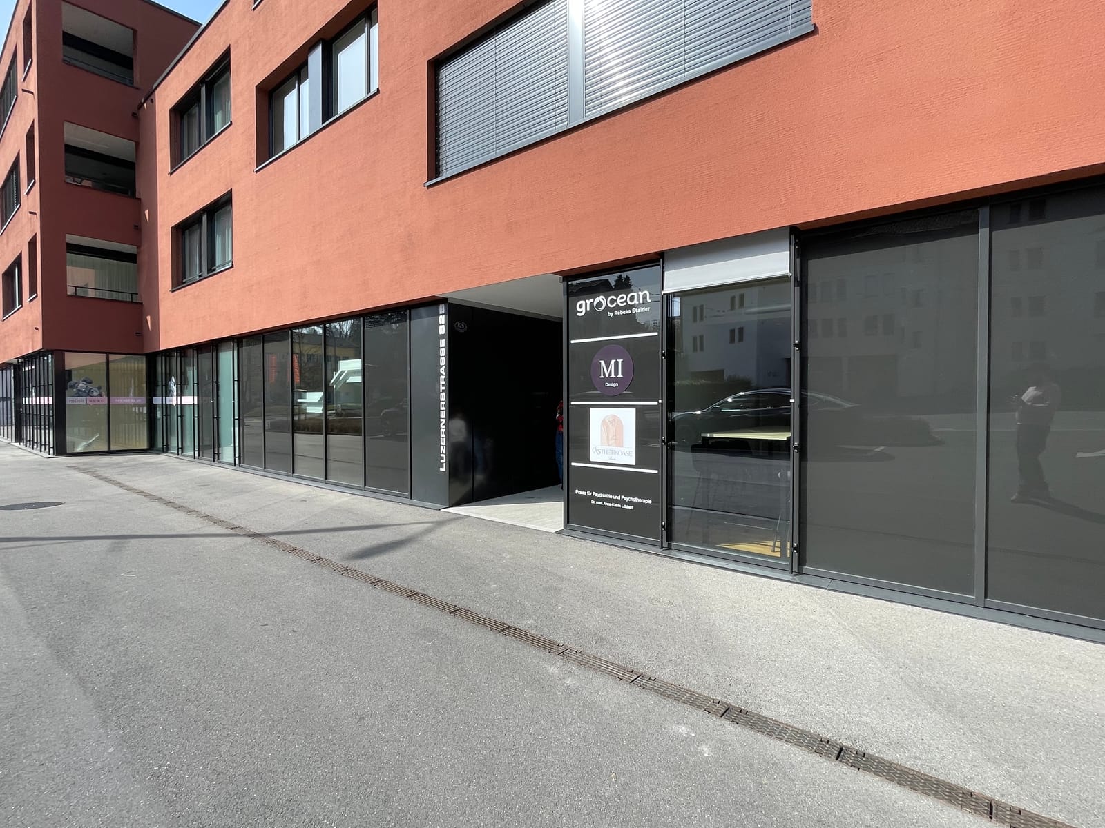Das Gebäude an der Luzernerstrasse 82b in Ebikon — hier ist die Ästhetikoase zu Hause